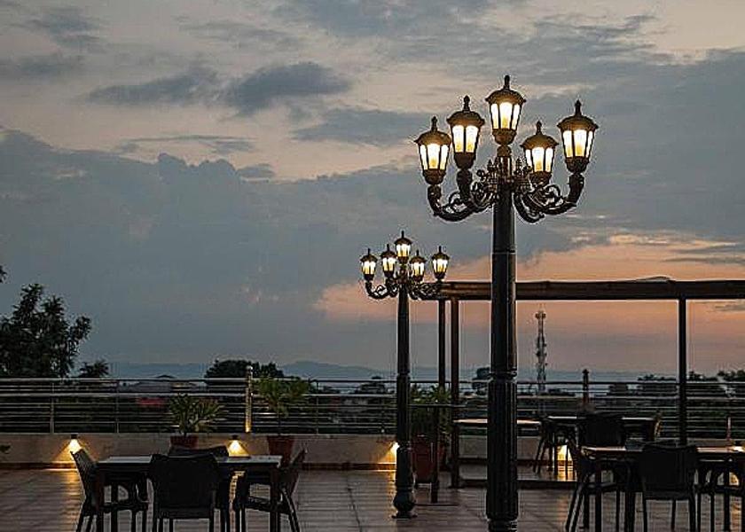 Uttarakhand Dehradun Food & Dining