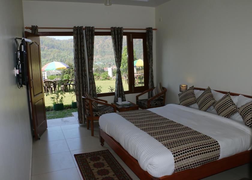 Uttarakhand Bhimtal Luxury Room