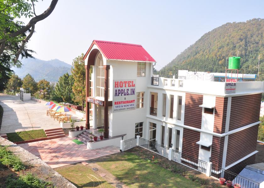 Uttarakhand Bhimtal Hotel Exterior