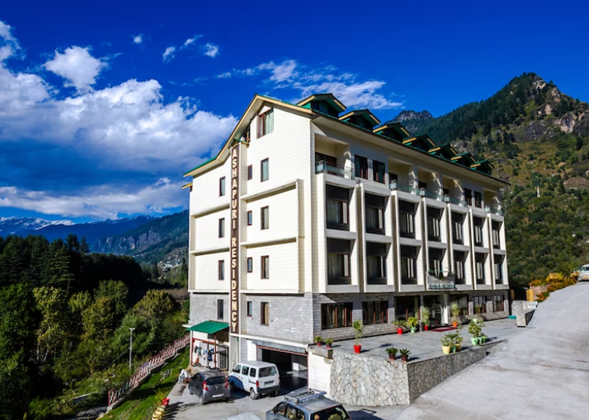 Himachal Pradesh Manali Hotel Exterior
