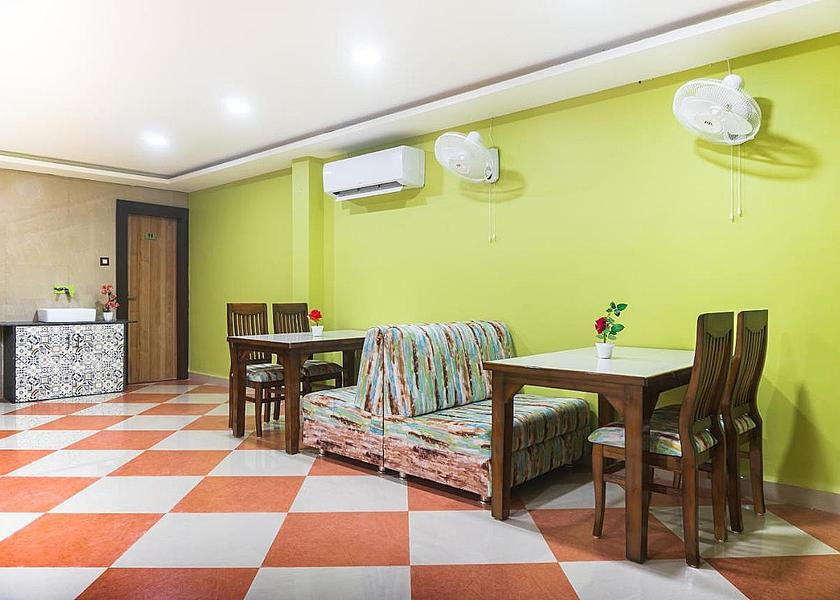 Madhya Pradesh Bhopal Food & Dining