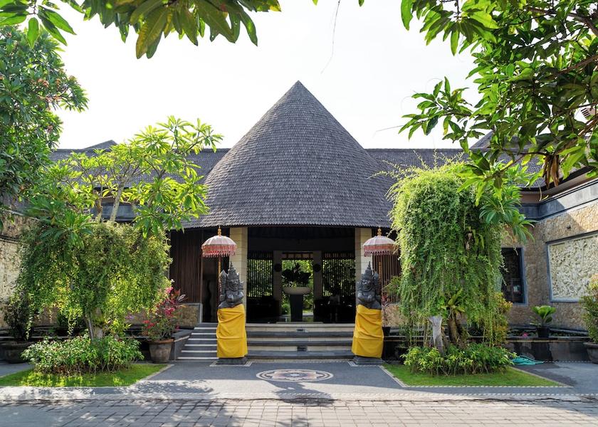 Bali Kerobokan Front of property