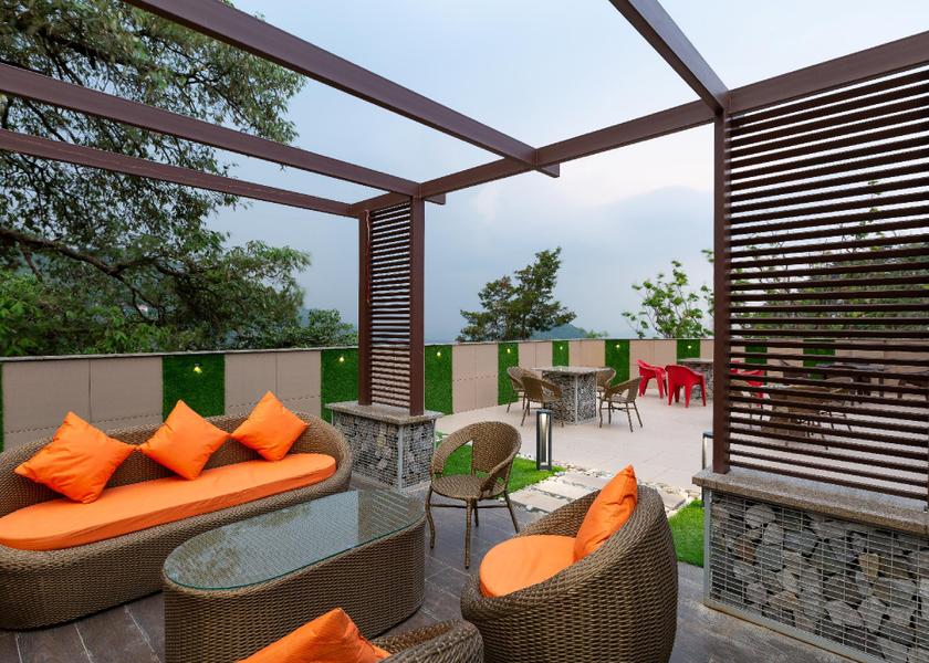 Uttarakhand Mussoorie Balcony/terrace