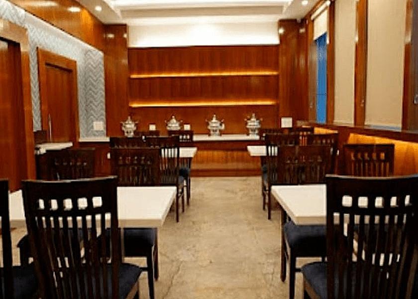 Uttar Pradesh Varanasi Food & Dining