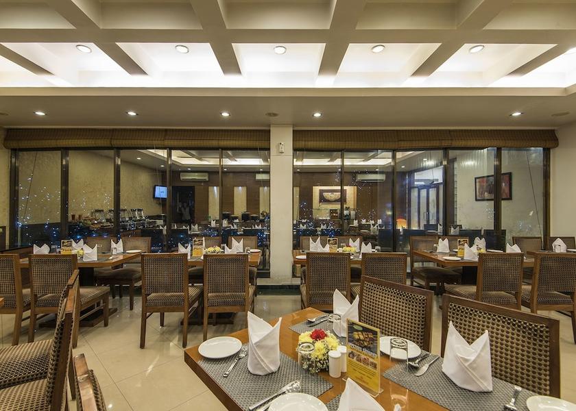 Maharashtra Pune Restaurant