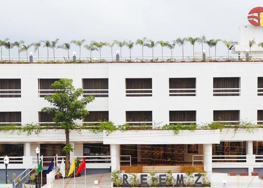 Maharashtra Chiplun Hotel Exterior