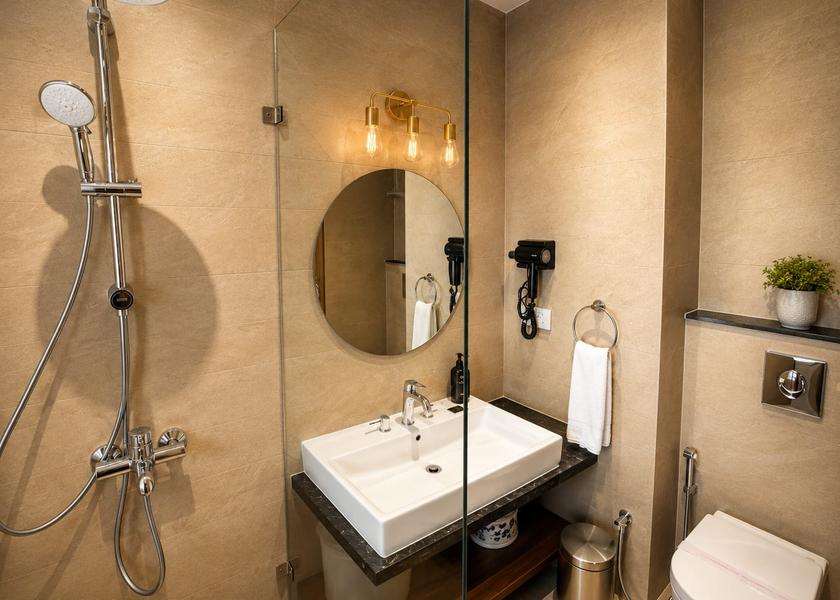 Uttar Pradesh Varanasi Deluxe Room