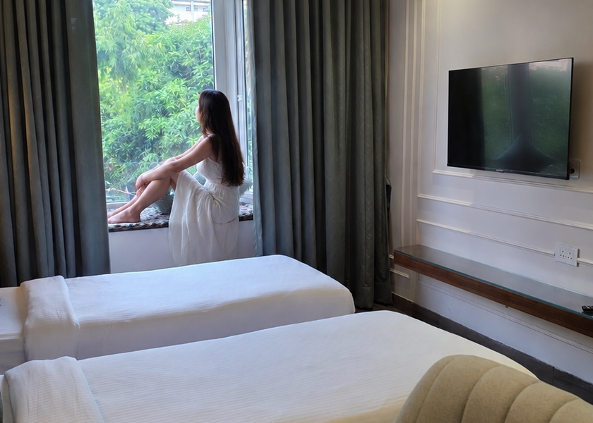 Uttar Pradesh Varanasi Deluxe Room