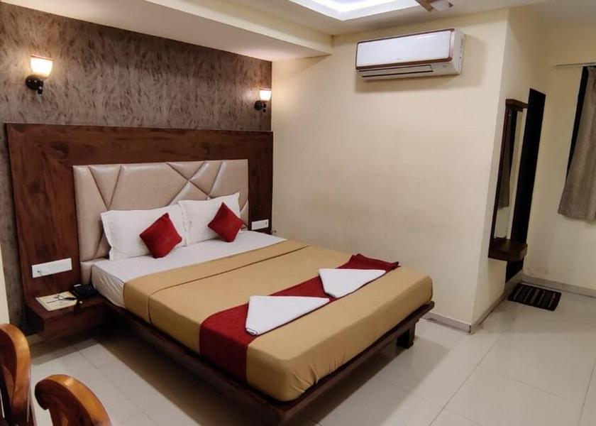 Maharashtra Thane Standard AC Room
