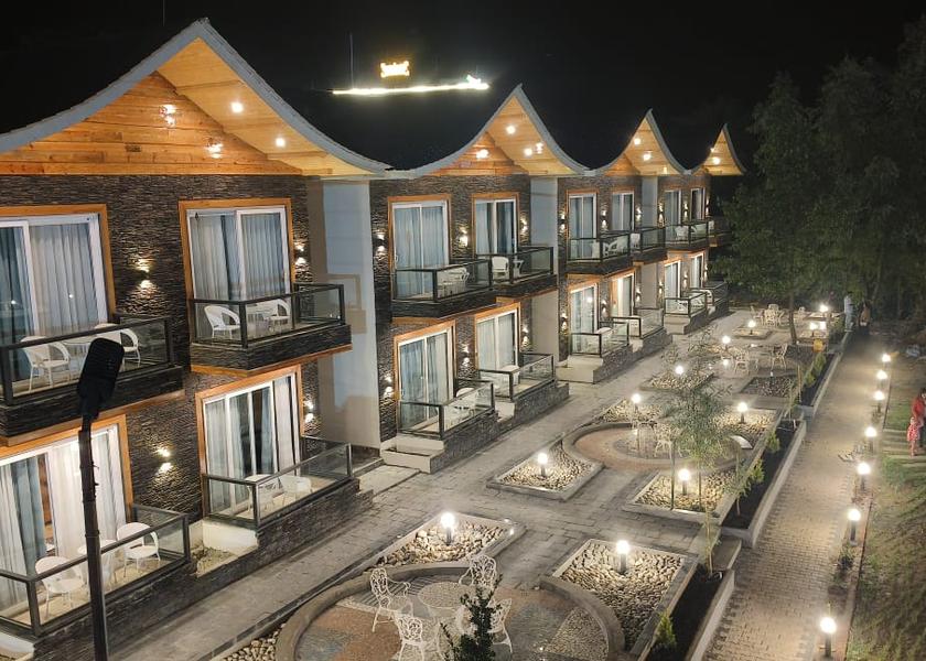 Himachal Pradesh Manali Hotel Exterior
