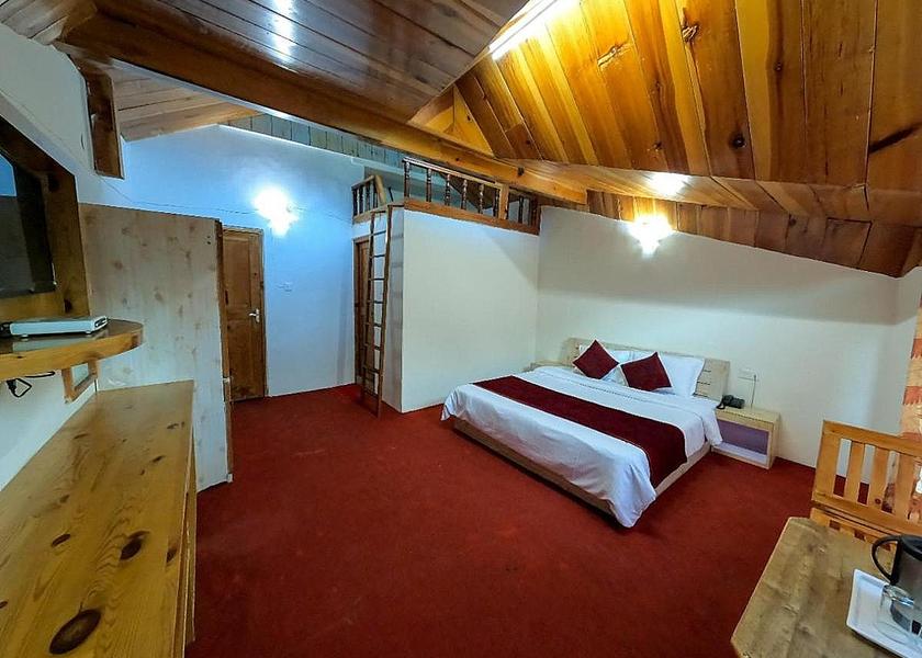 Himachal Pradesh Manali Privilege Room with Private Balcony