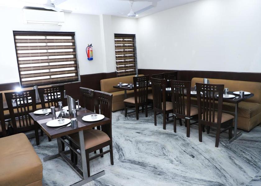 Uttar Pradesh Vrindavan Food & Dining