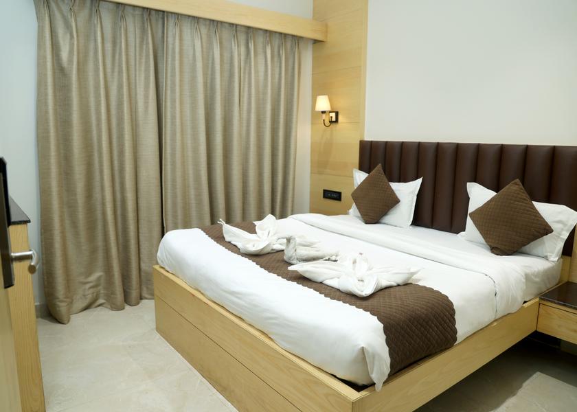 Uttar Pradesh Vrindavan Deluxe Room