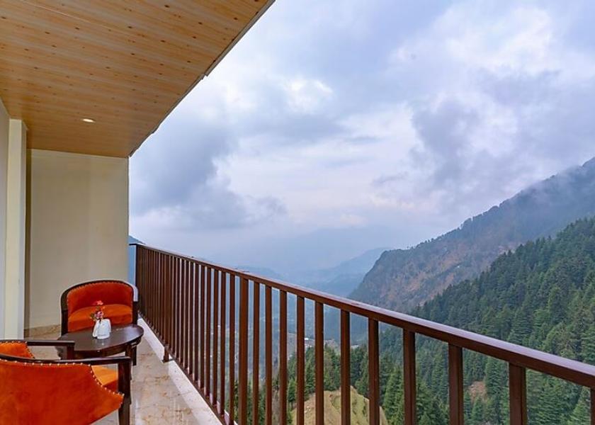 Himachal Pradesh Dalhousie Family Room With Private Balcony