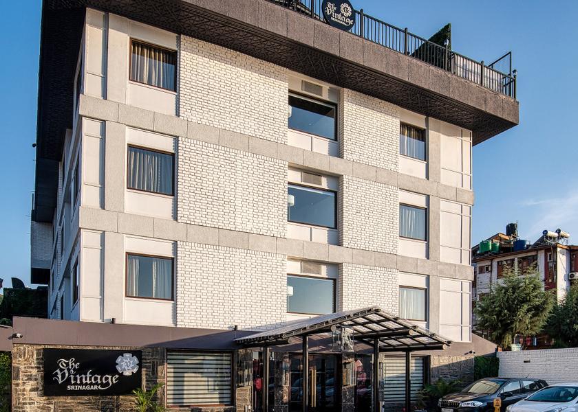 Jammu and Kashmir Srinagar Hotel Exterior