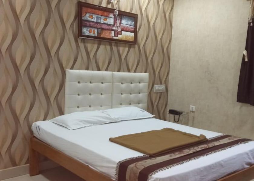 Andhra Pradesh Anantapur Deluxe AC Room