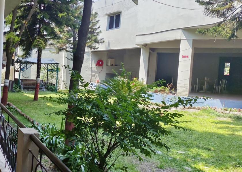 Uttarakhand Bhimtal Hotel Exterior