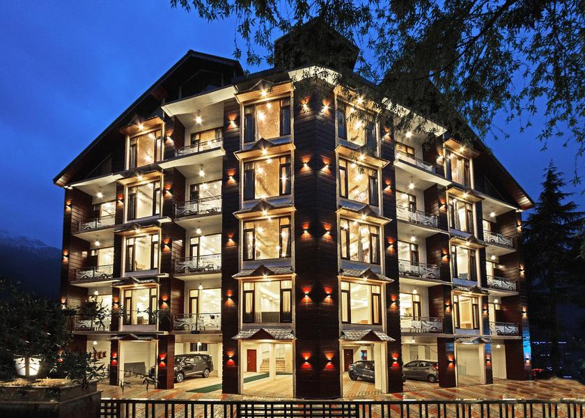 Himachal Pradesh Manali Hotel Exterior