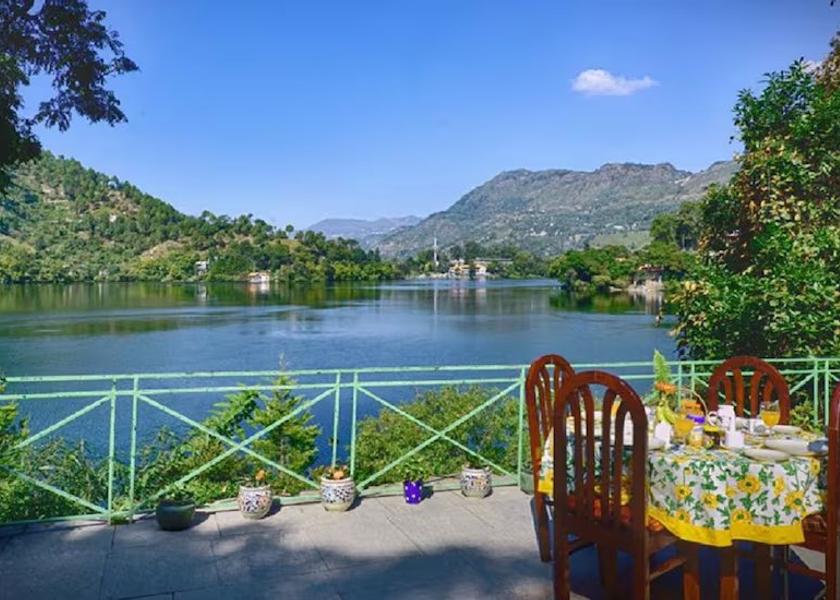 Uttarakhand Nainital Hotel View