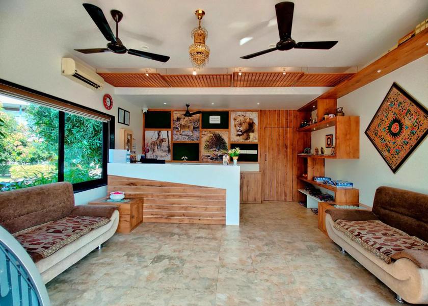 Gujarat Sasan Gir Lobby