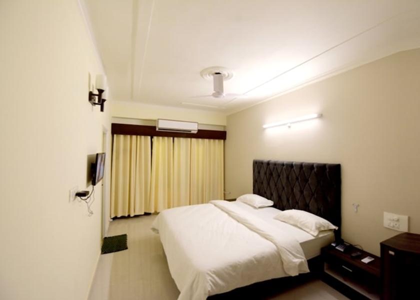 Uttarakhand Haridwar Double Bed AC Room