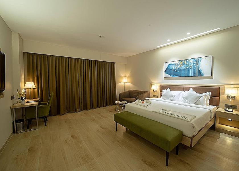 Maharashtra Pune Room