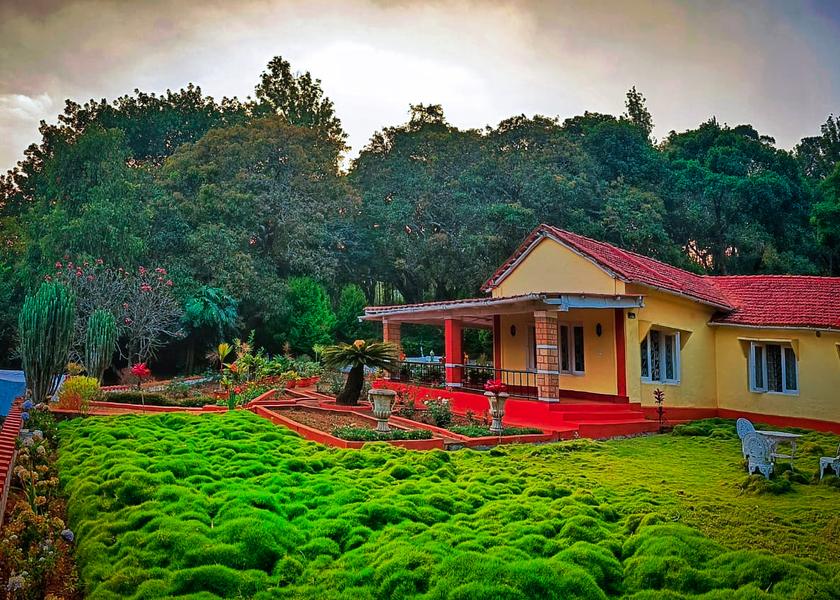Karnataka Chikkamagaluru Hotel Exterior