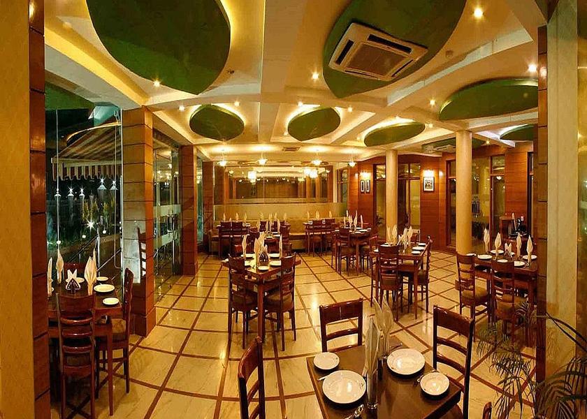 Uttarakhand Dehradun Food & Dining