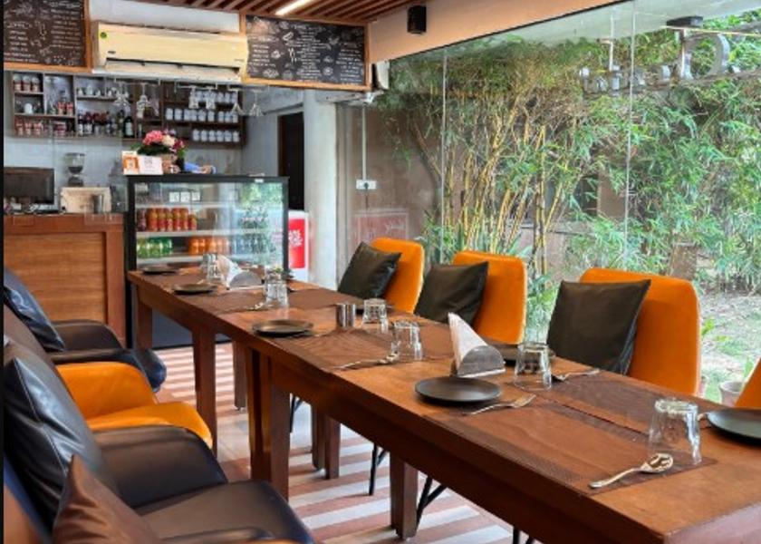 Gujarat Ahmedabad Food & Dining