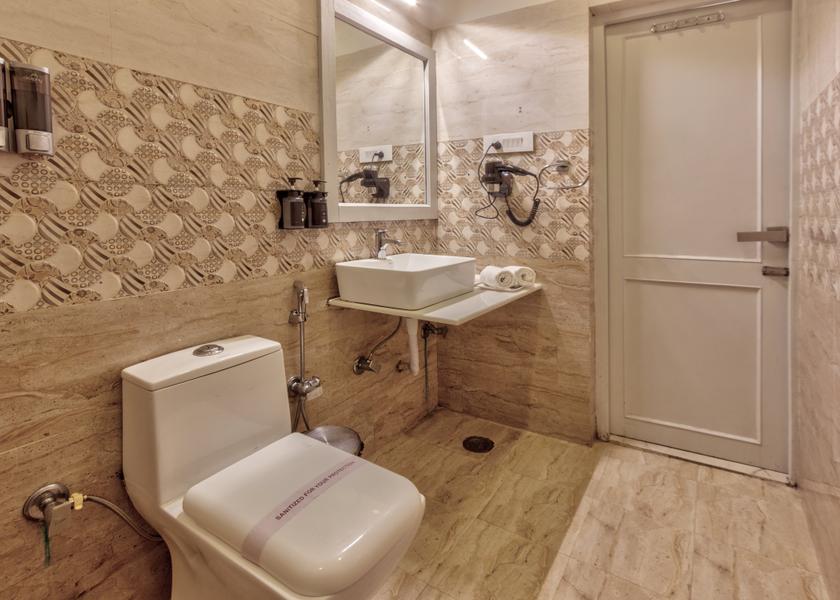 Himachal Pradesh Manali Standard Alpine Room