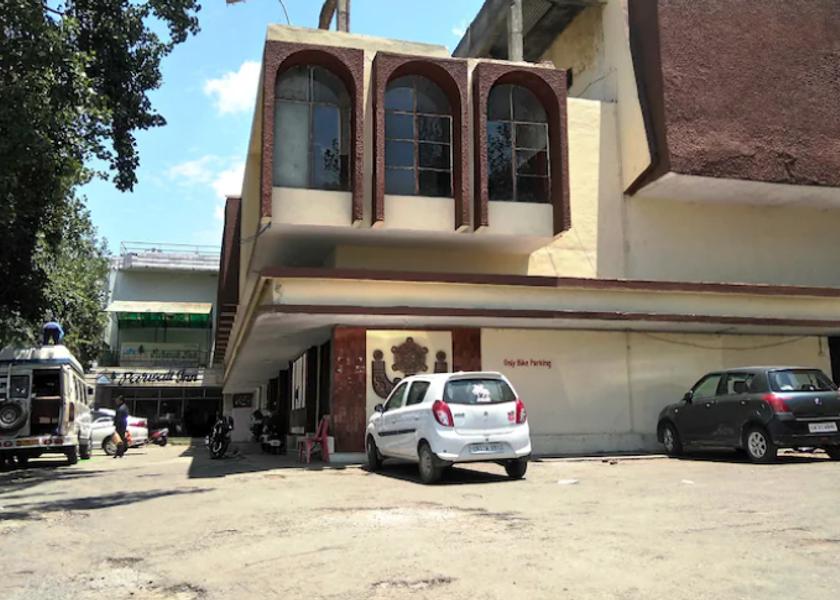 Uttarakhand Ranikhet Hotel Exterior
