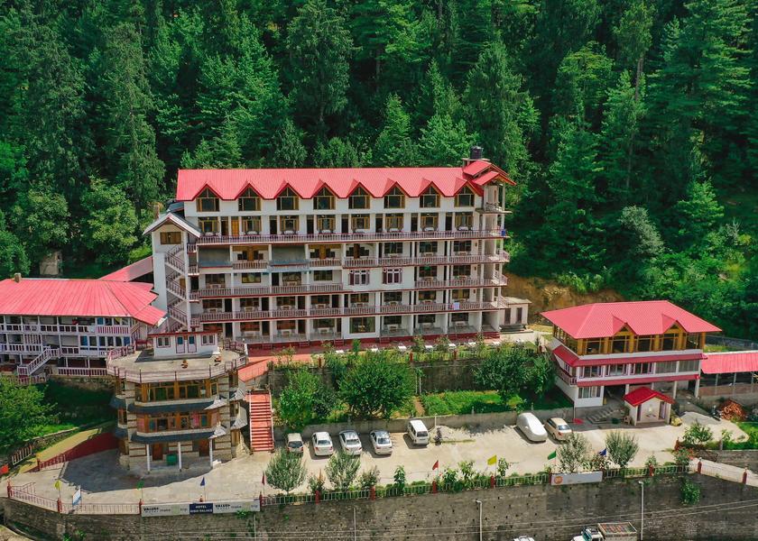 Himachal Pradesh Manali Hotel Exterior