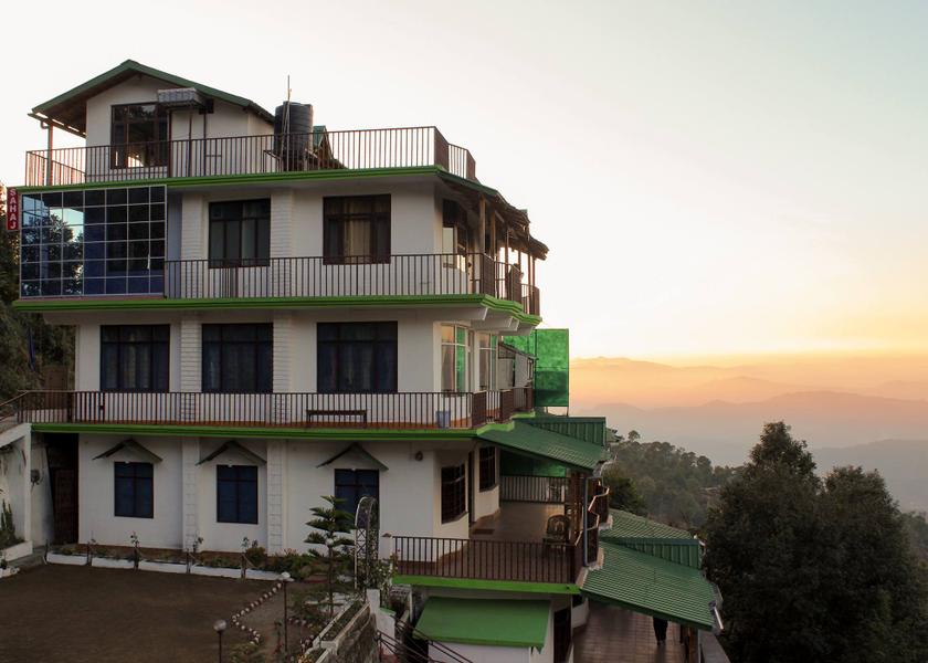Uttarakhand Ranikhet Hotel Exterior