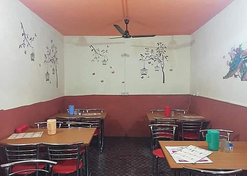 Uttar Pradesh Varanasi Food & Dining