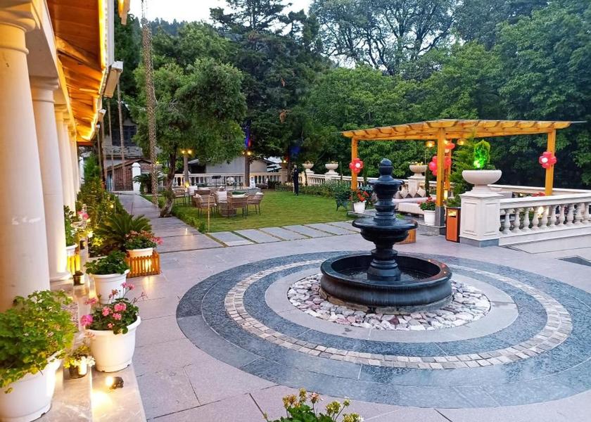Uttarakhand Nainital Hotel View