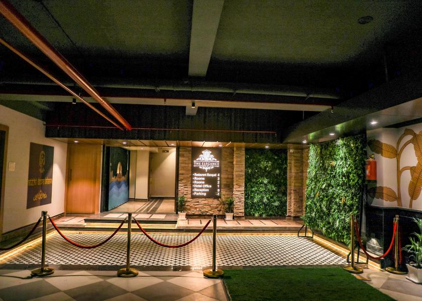 Uttar Pradesh Varanasi Hotel Exterior