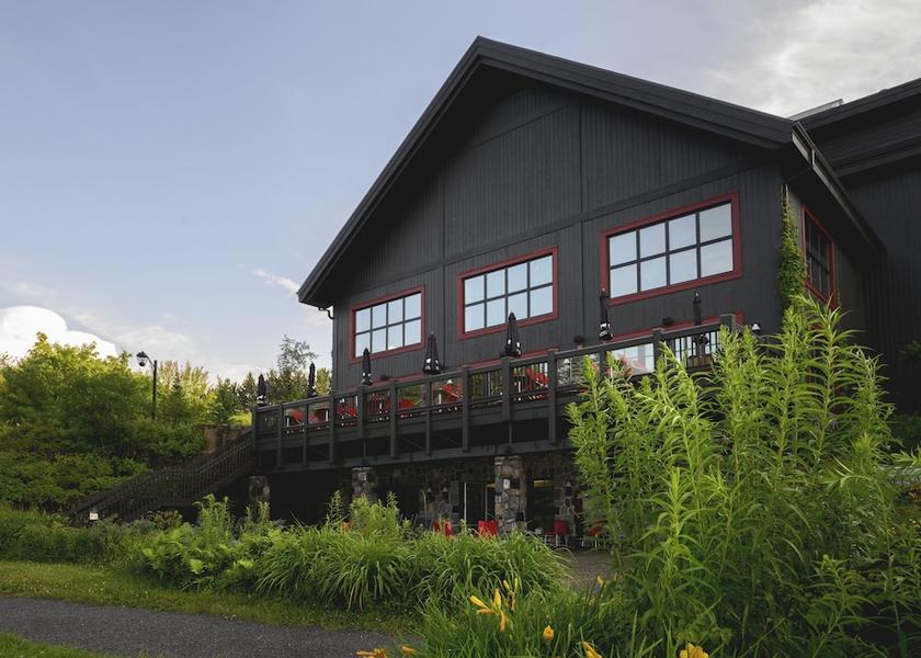 Quebec Sainte-Catherine-de-la-Jacques-Cartier Sundeck