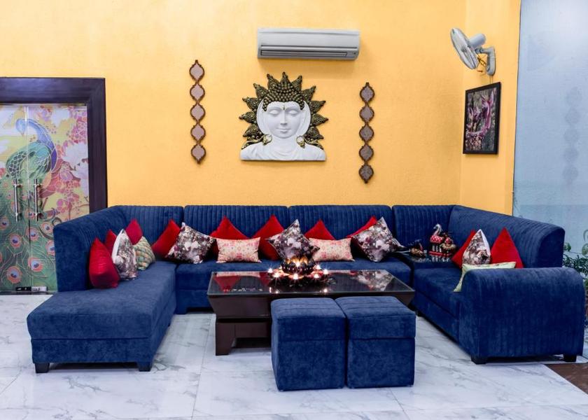Uttarakhand Rishikesh Public Areas