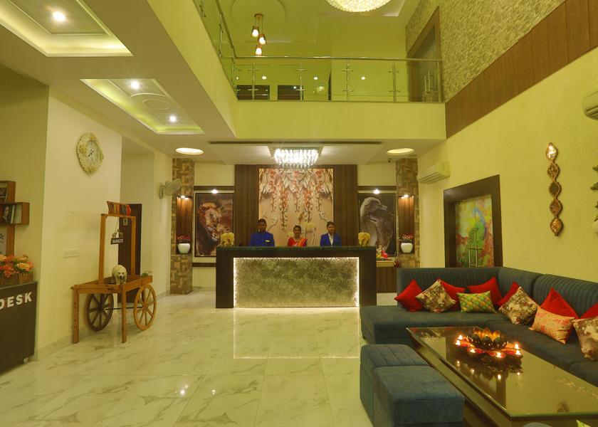 Uttarakhand Rishikesh Public Areas
