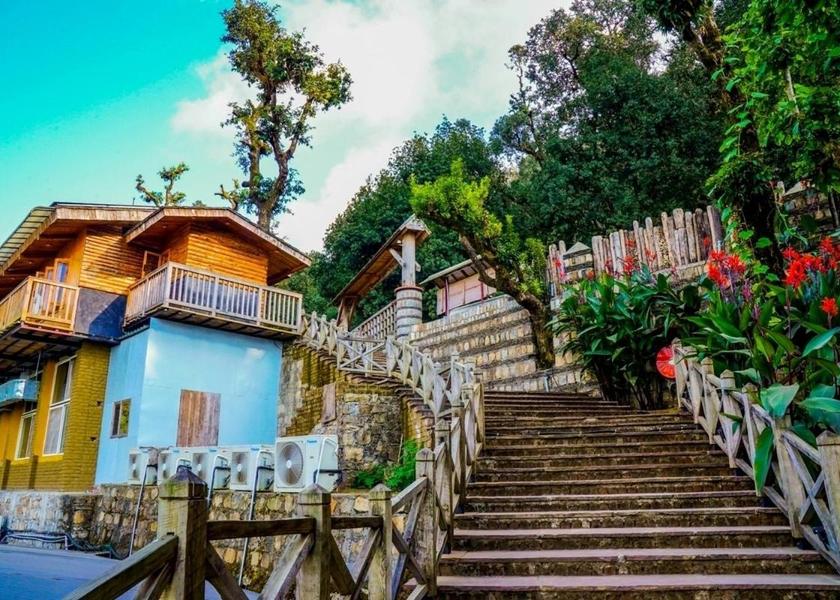 Uttarakhand Dehradun Hotel Exterior