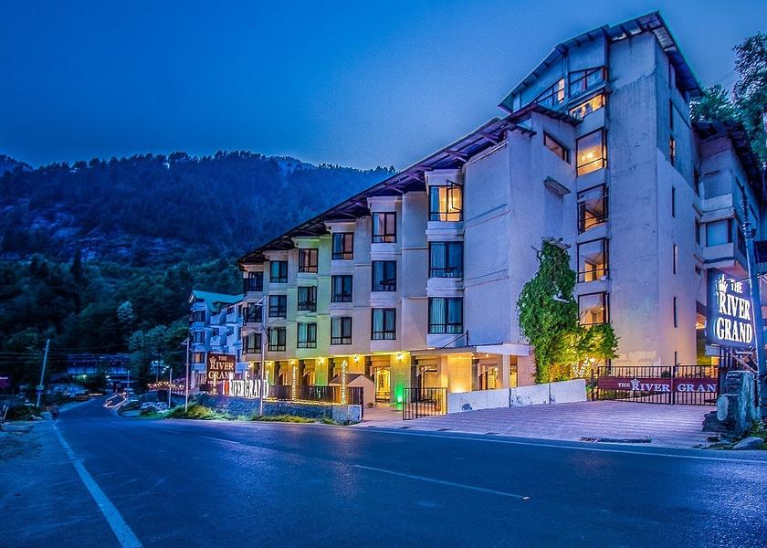 Himachal Pradesh Manali Hotel Exterior