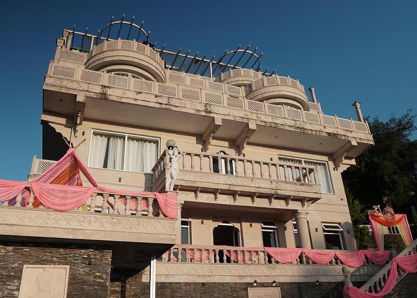 Uttarakhand Dehradun Hotel Exterior