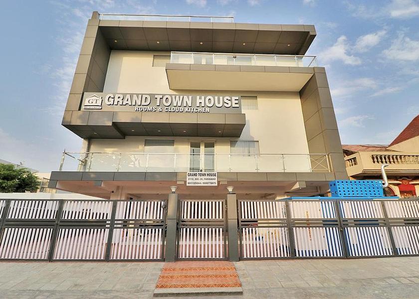Haryana Faridabad Hotel Exterior