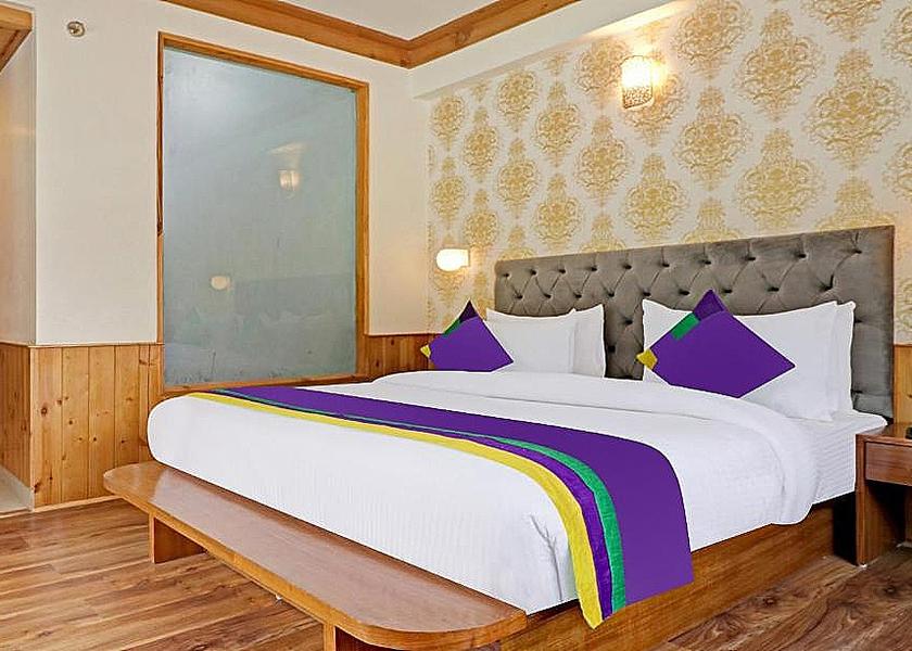 Himachal Pradesh Manali Premium Double Room