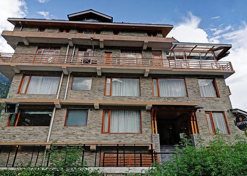 Himachal Pradesh Manali Hotel Exterior