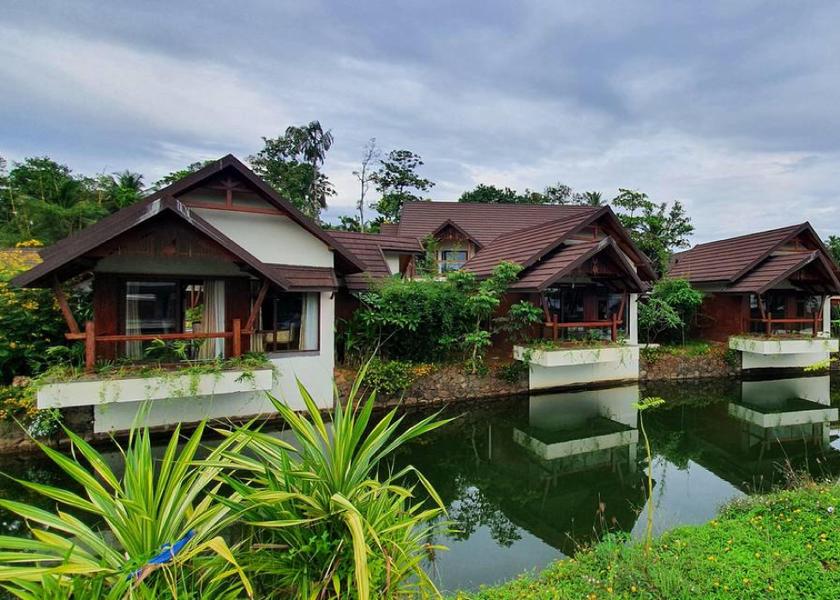 Kerala Kumarakom Hotel Exterior