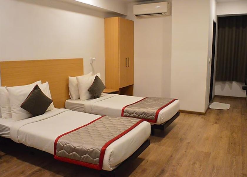 Karnataka Belagavi Deluxe room