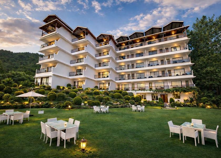 Himachal Pradesh Chail Hotel View