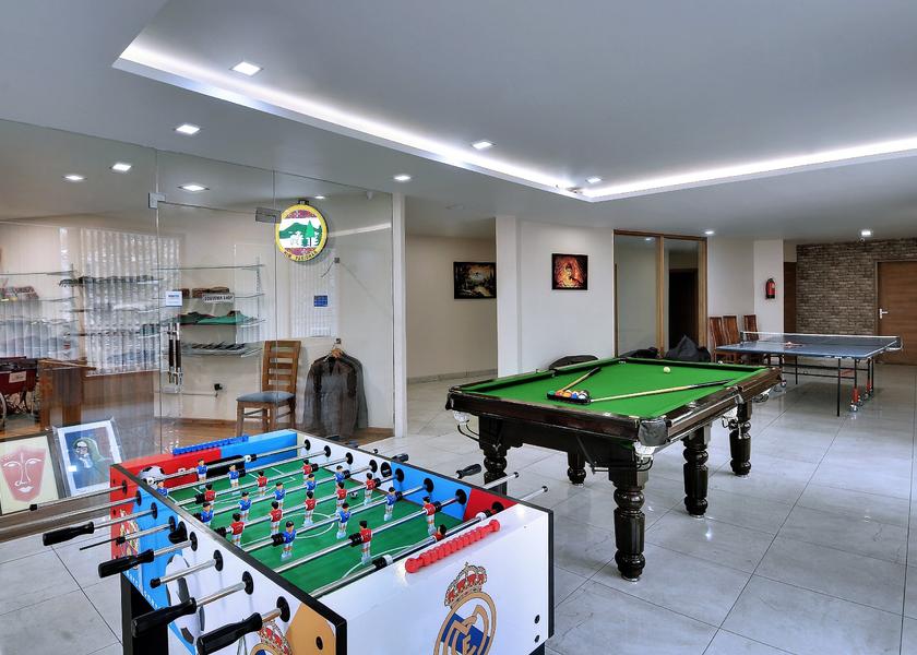 Himachal Pradesh Chail Recreation