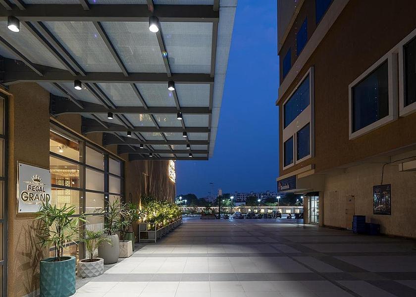 Madhya Pradesh Bhopal Hotel Exterior